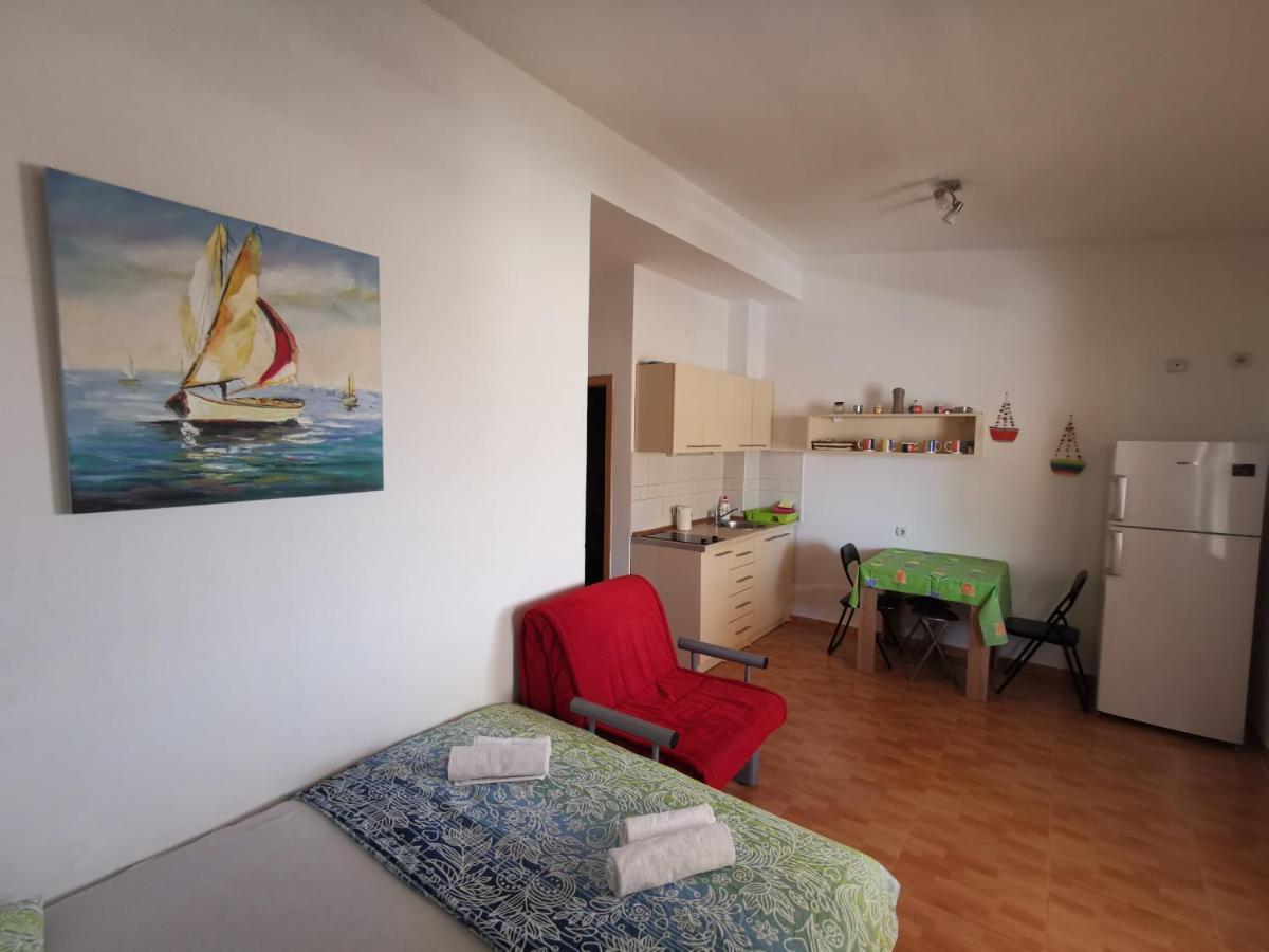 Apartments Montenegrina Ulcinj Exterior foto