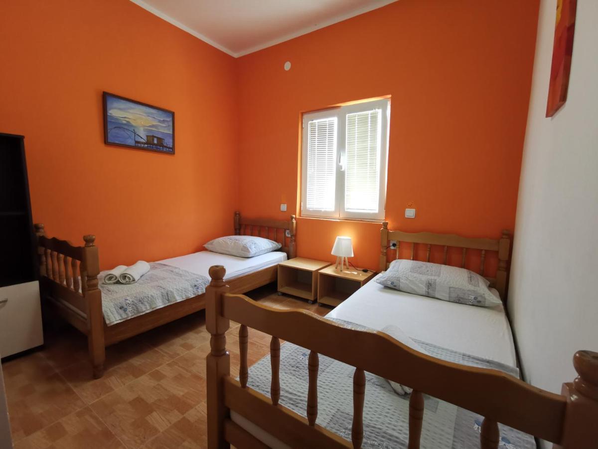 Apartments Montenegrina Ulcinj Exterior foto