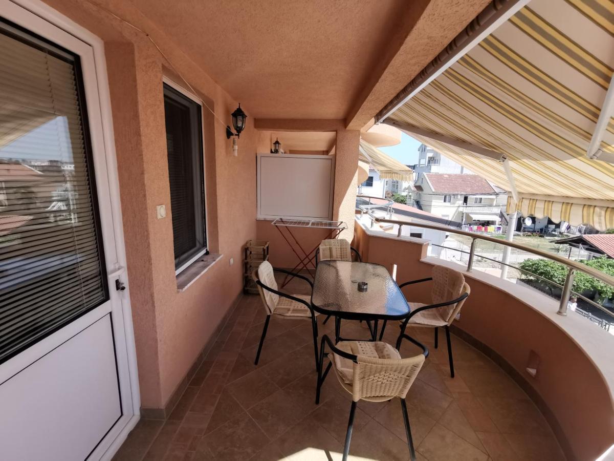 Apartments Montenegrina Ulcinj Exterior foto