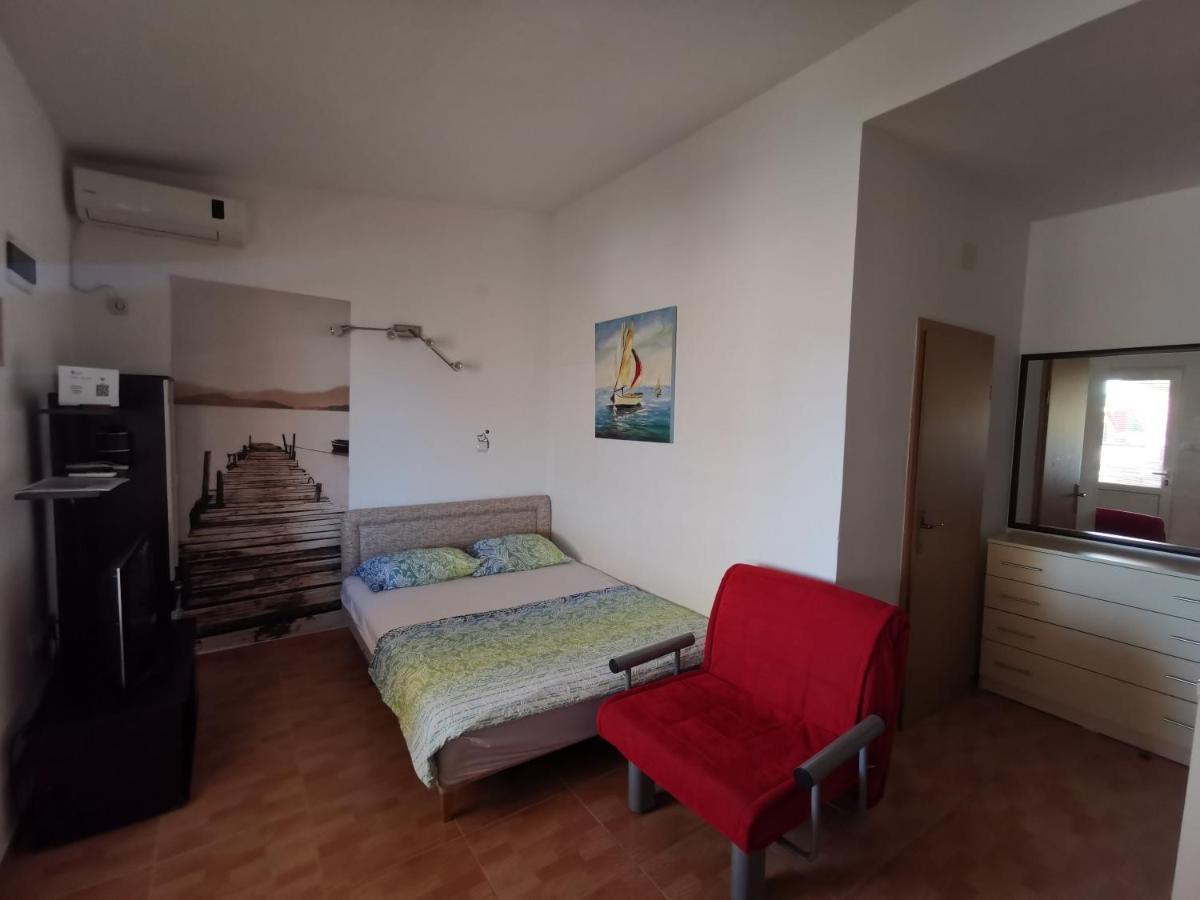 Apartments Montenegrina Ulcinj Exterior foto