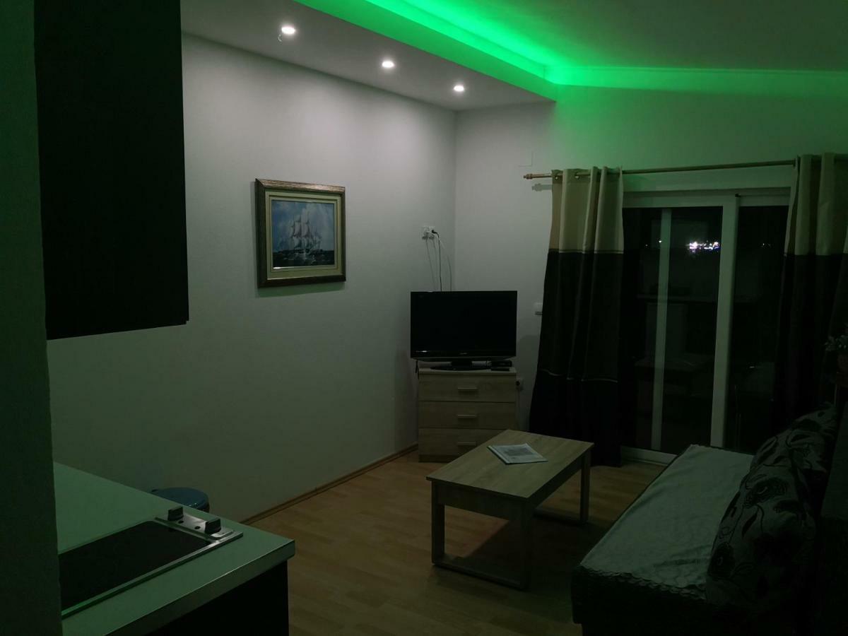 Apartments Montenegrina Ulcinj Exterior foto